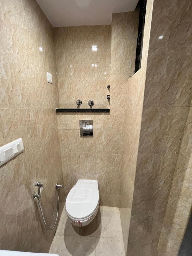 Hotel Mahalaxmi Deluxe Нью-Делі Екстер'єр фото